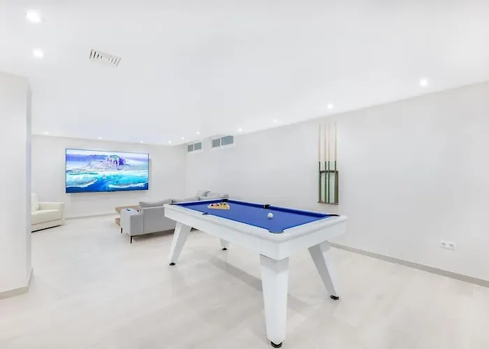 Apartment Amazing 4 Bed Beachfront Dominion Rdr358 *