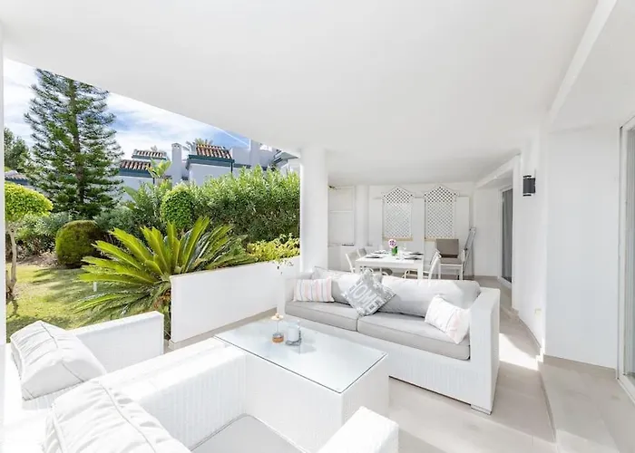 Amazing 4 Bed Beachfront Dominion Rdr358